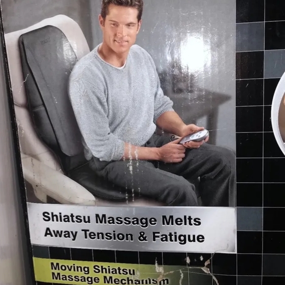 Massage cushion - Picture 3 of 3